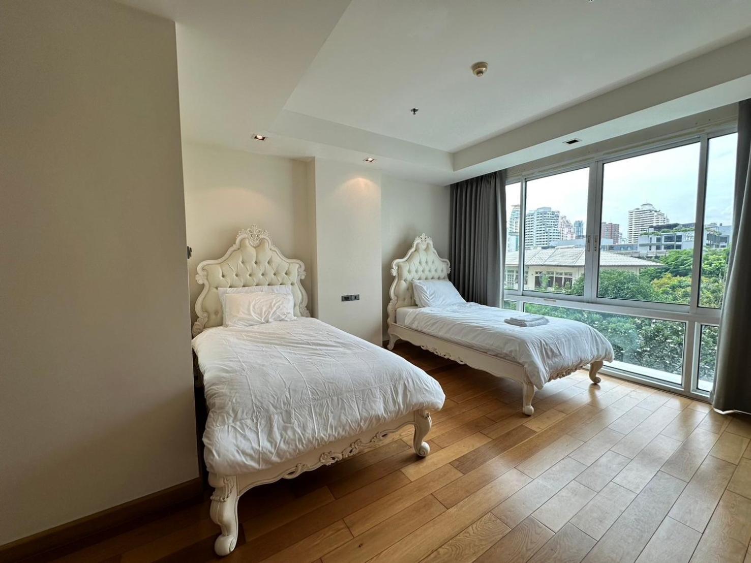 อพาร์ทเม้น Private Penthouse In Sukhumvit