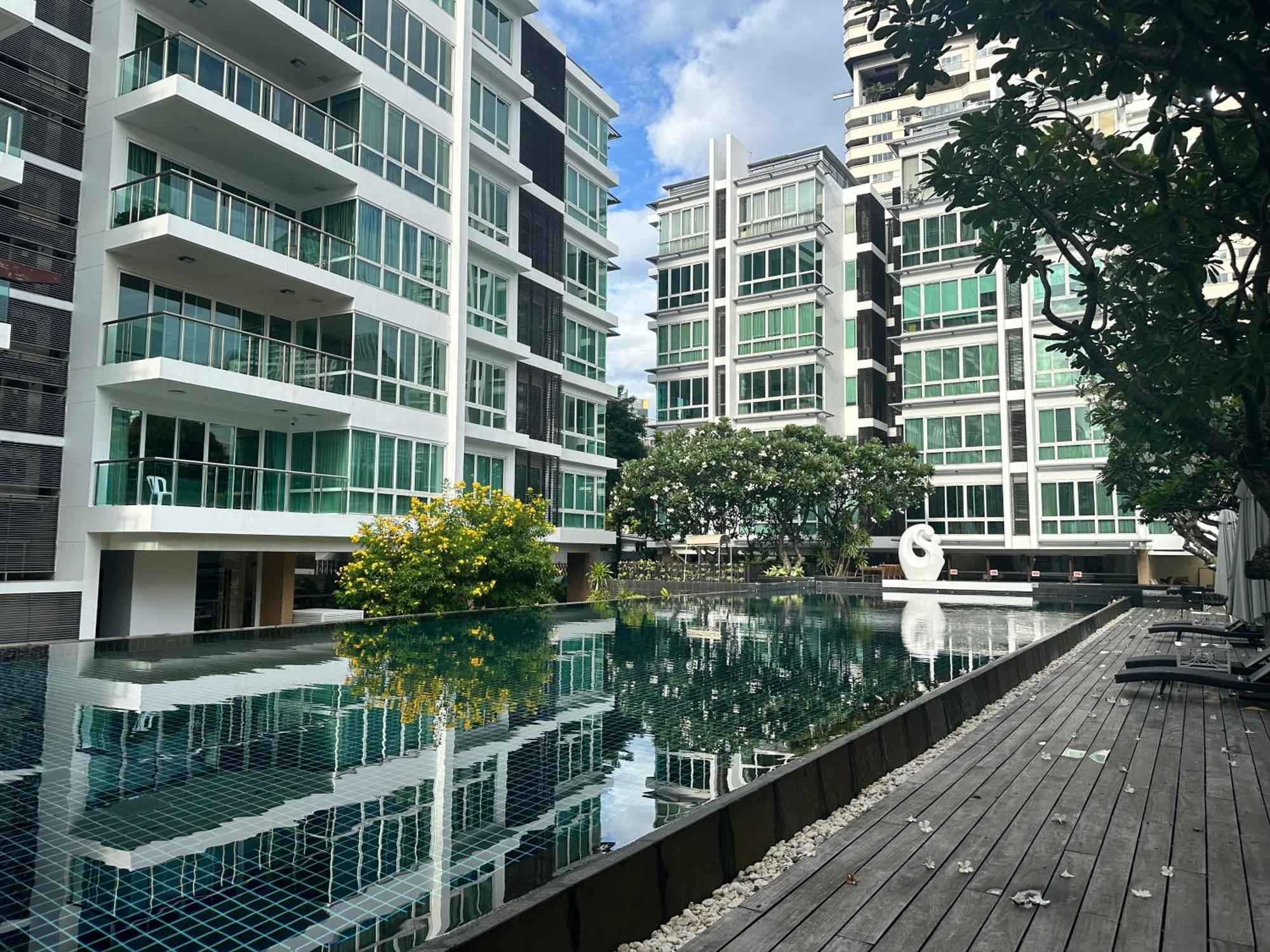 อพาร์ทเม้น Private Penthouse In Sukhumvit